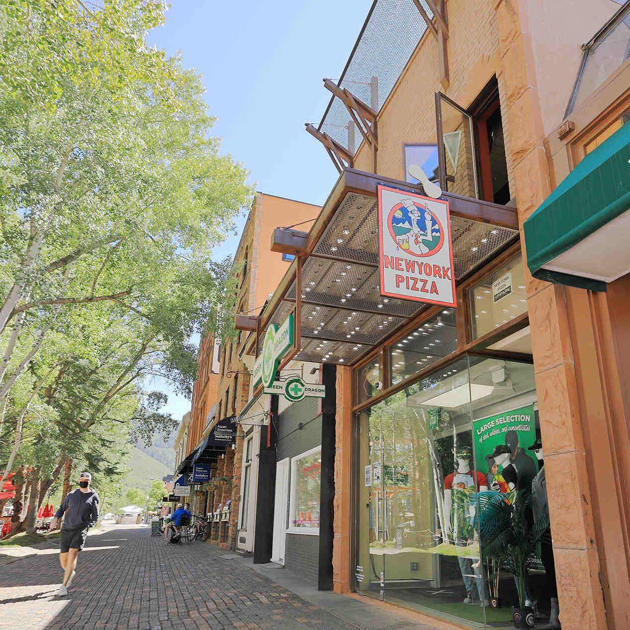 Aspen Retail - Highland Realty Capital Deal