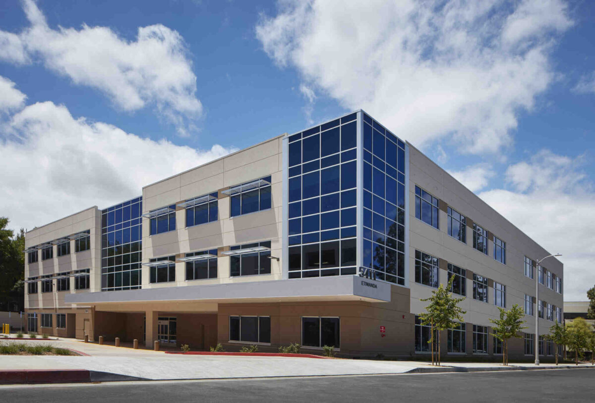 Tarzana Medical Atrium - HIghland Realty Capital Deal