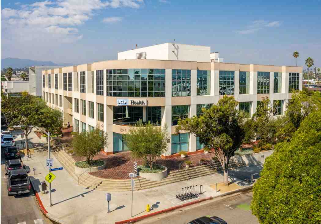 Santa-Monica-Medical - HIghland Realty Capital Deal