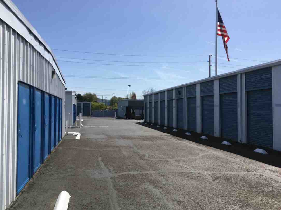 B&R Mini Storage Highland Realty Capital Deal